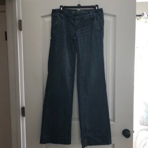 Women’s American Eagle Jeans